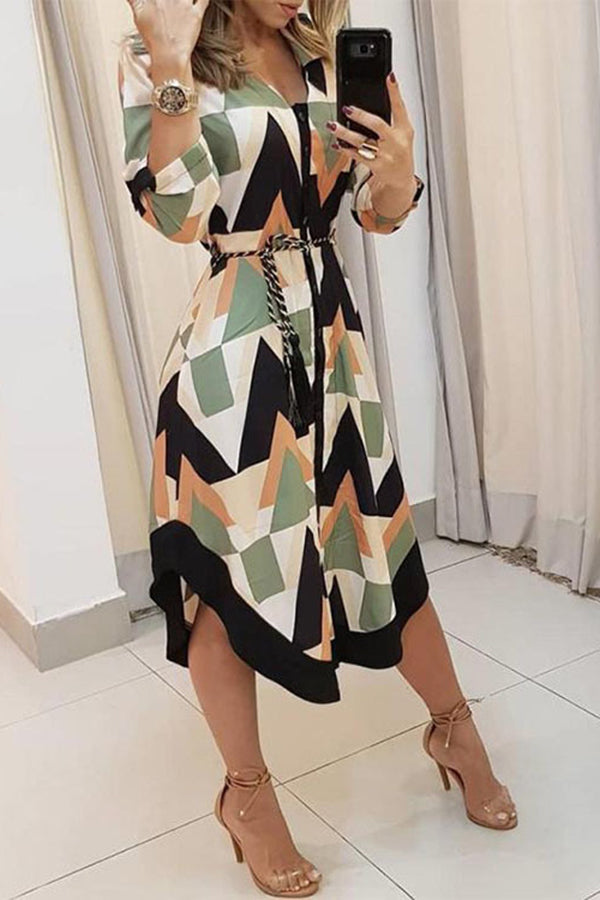 GR | Finde Dich Gut Bedrucktes Gürtel Hemd Midi Kleid