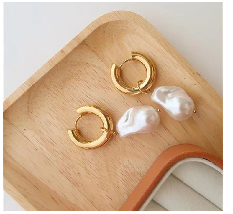 GR | Baroque pearl earrings