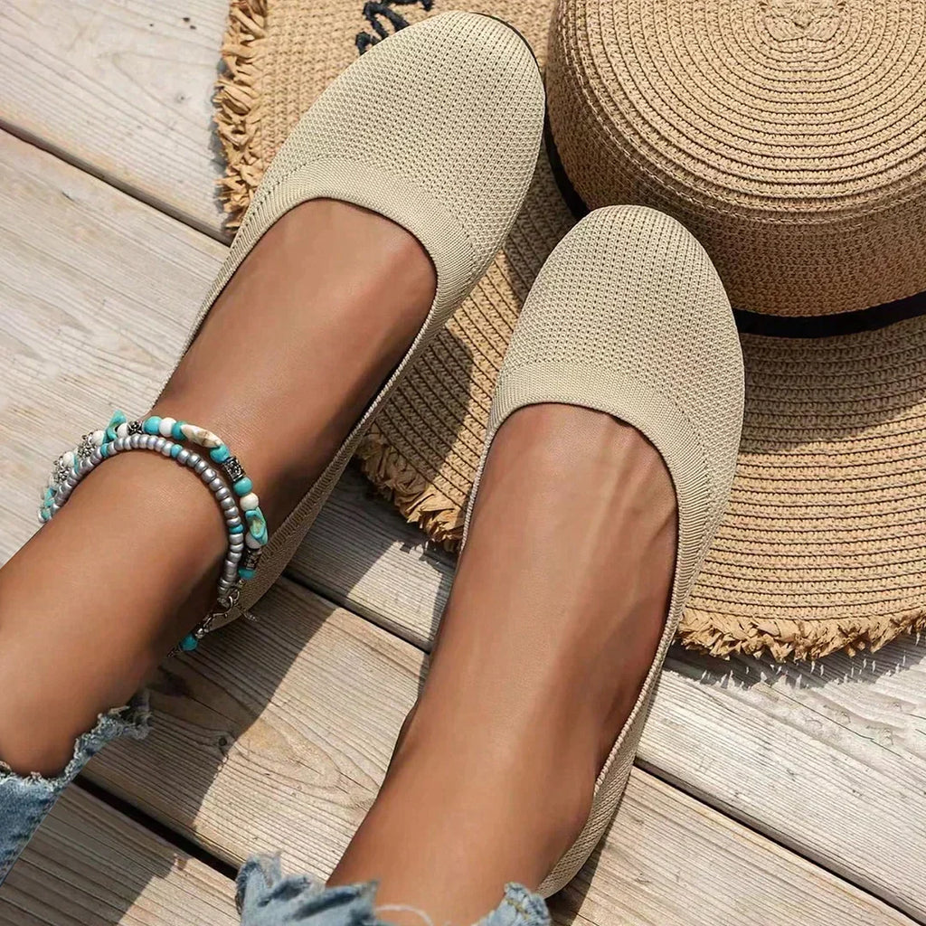 GR | Flat women's slippers