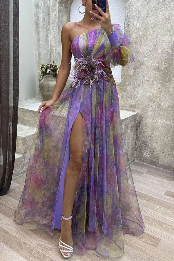 GR | Long party dress with off-the-shoulder, split print.