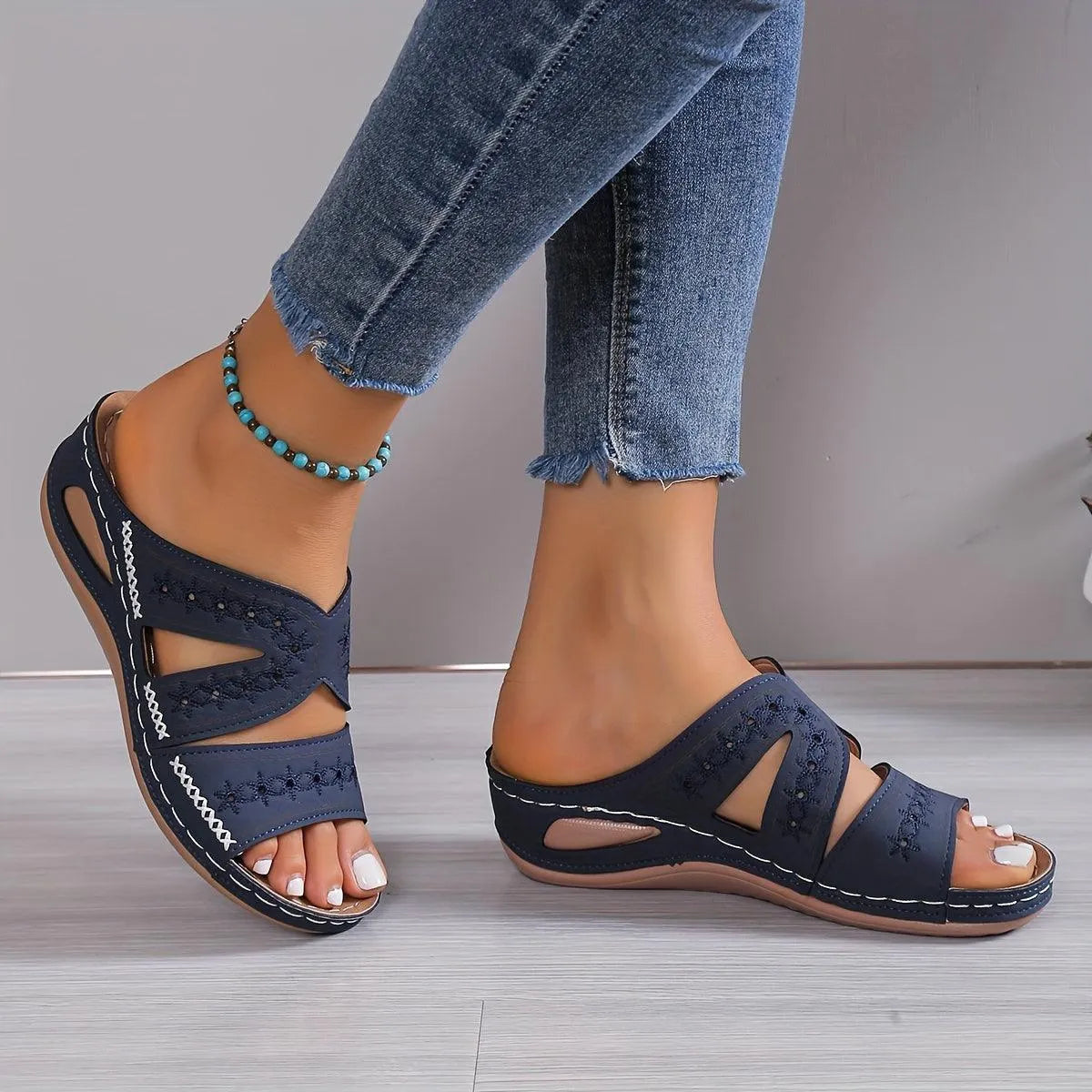GR | Comfortable Summer Sandals with Solid Sole - Perfect for Warm Days