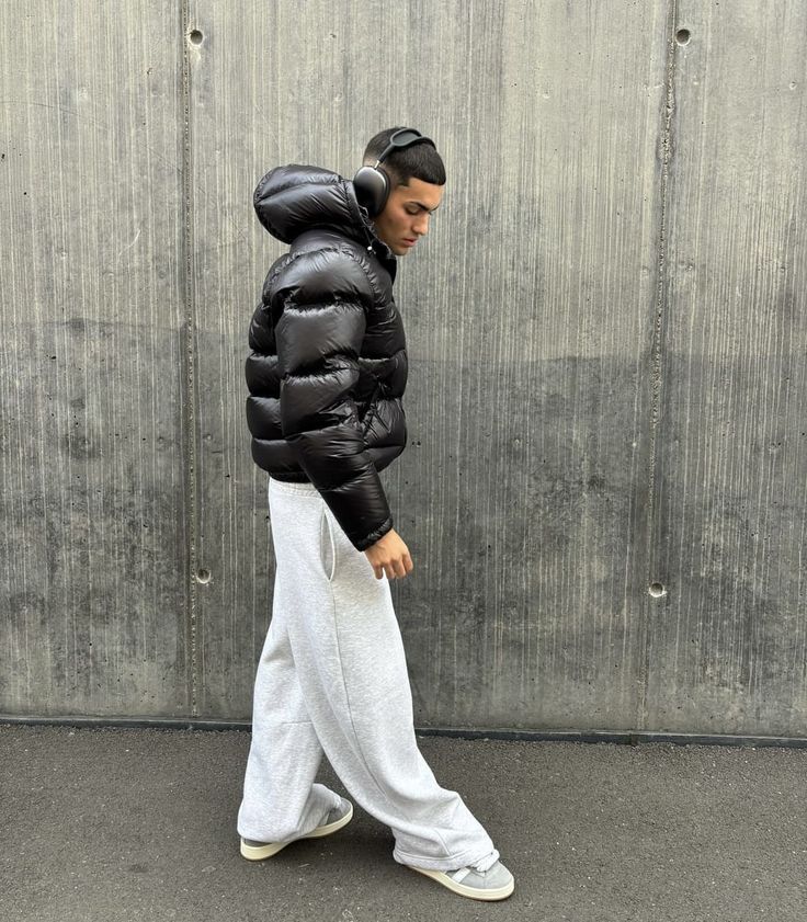 GR | Modern and durable Summit down jacket