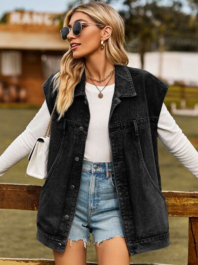 GR - button-up, buttoned sleeveless denim jacket
