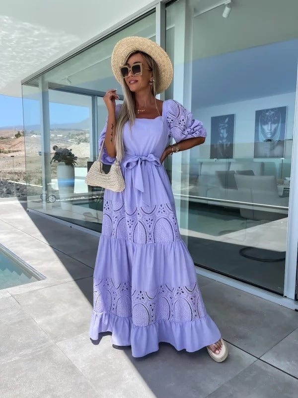 GR | Casual, loose dress with lacing and lace embroidery