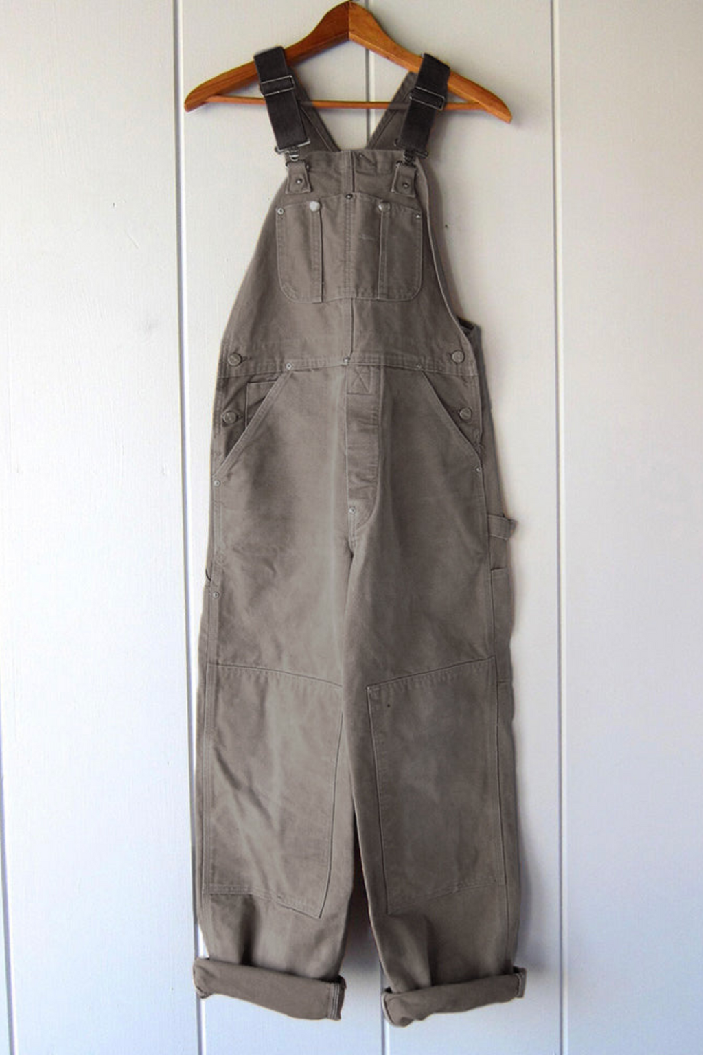 GR | Loose-fitting jumpsuit with a high waist and straight legs