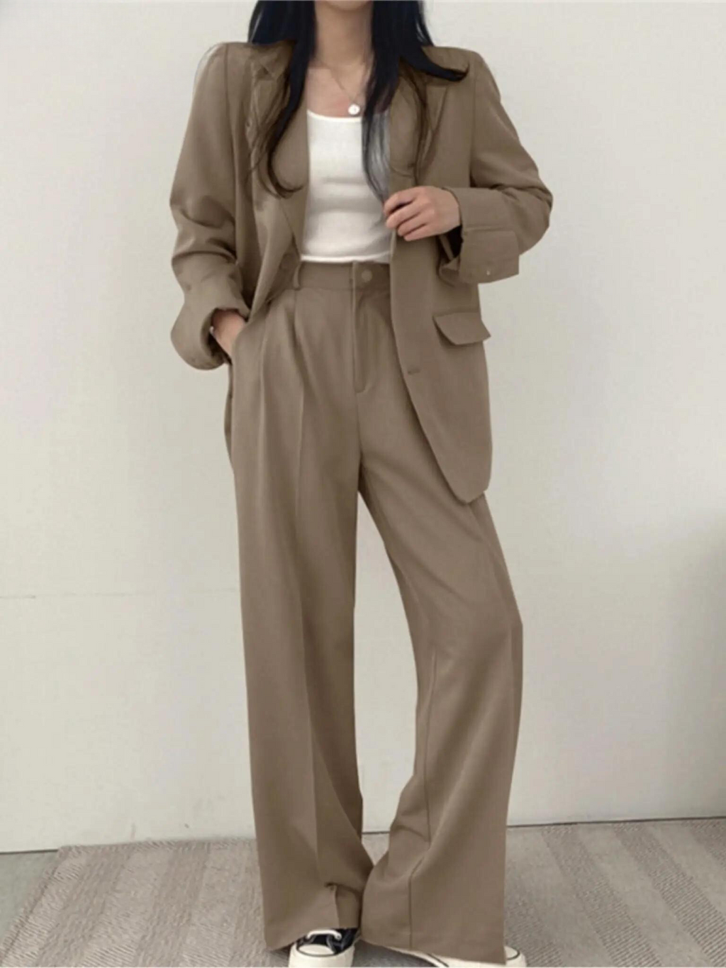 GR | Women's Two-Piece Professional and Stylish
