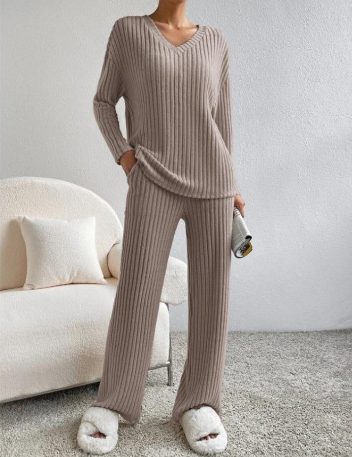 GR | Kuscheliges Strickset für Damen