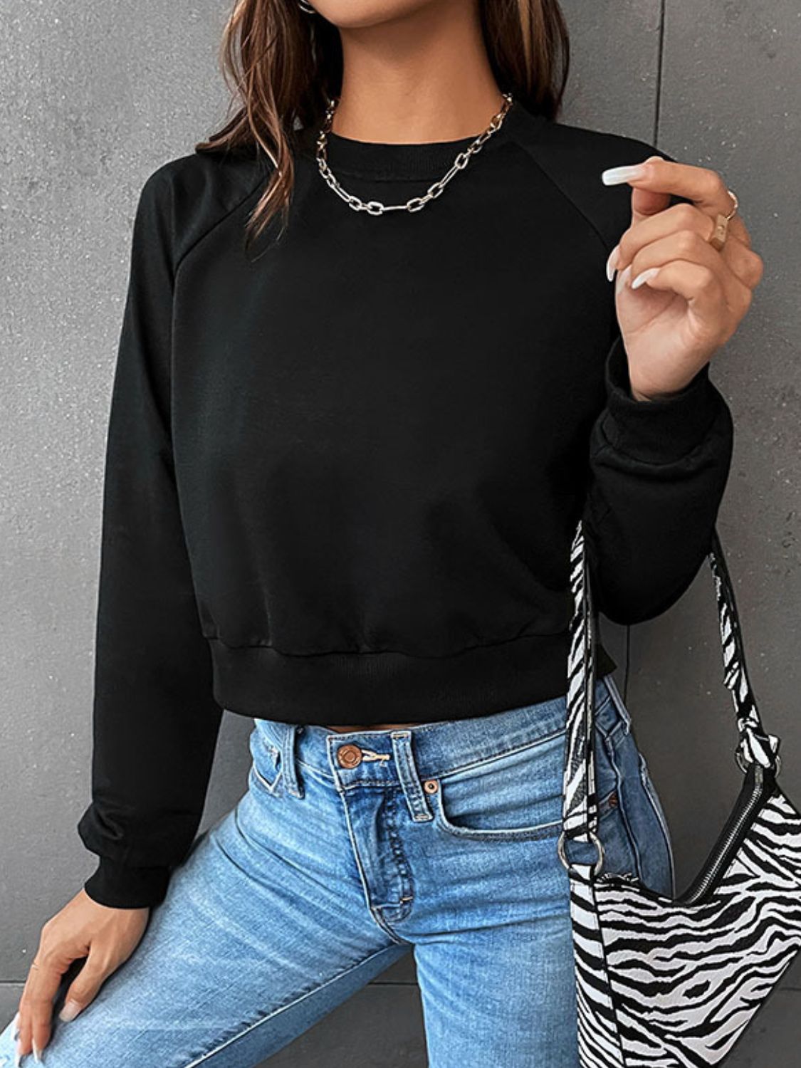 GR | Stylish Winter Streetwear Short Sweater for Women 
