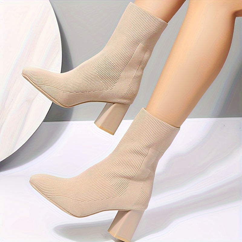 GR | Knitted boots with mid-height shaft and block heel