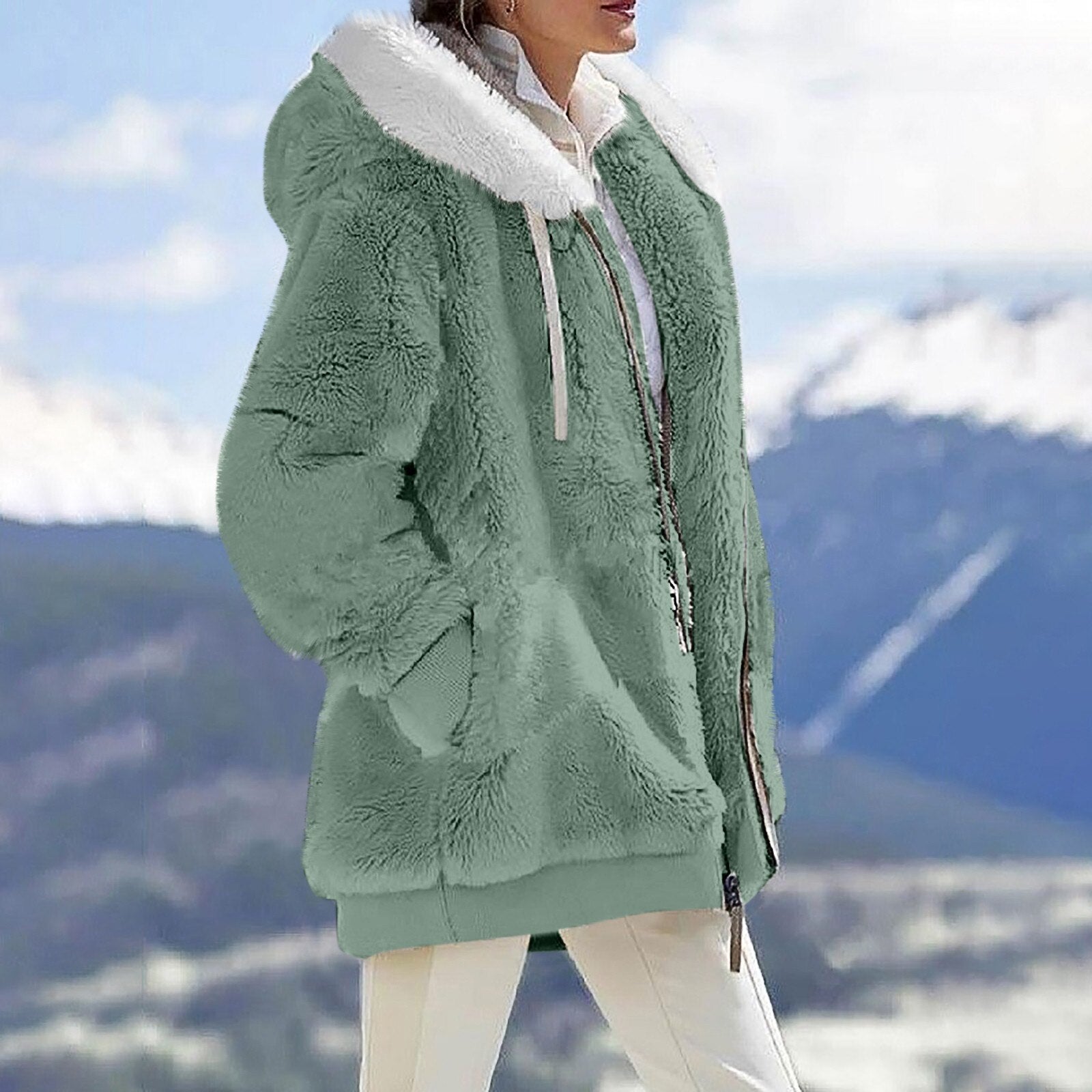 GR | Elegant and wonderfully warm women's body warmer made of soft fleece 