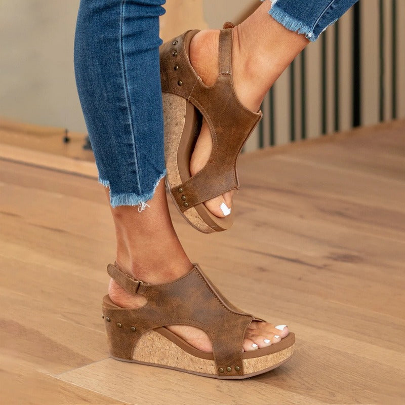 GR | Comfortable leather sandals for summer