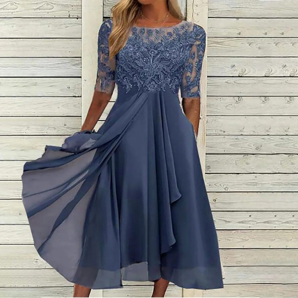 GR | Stilvolles Kleid Mit Zarter Spitze