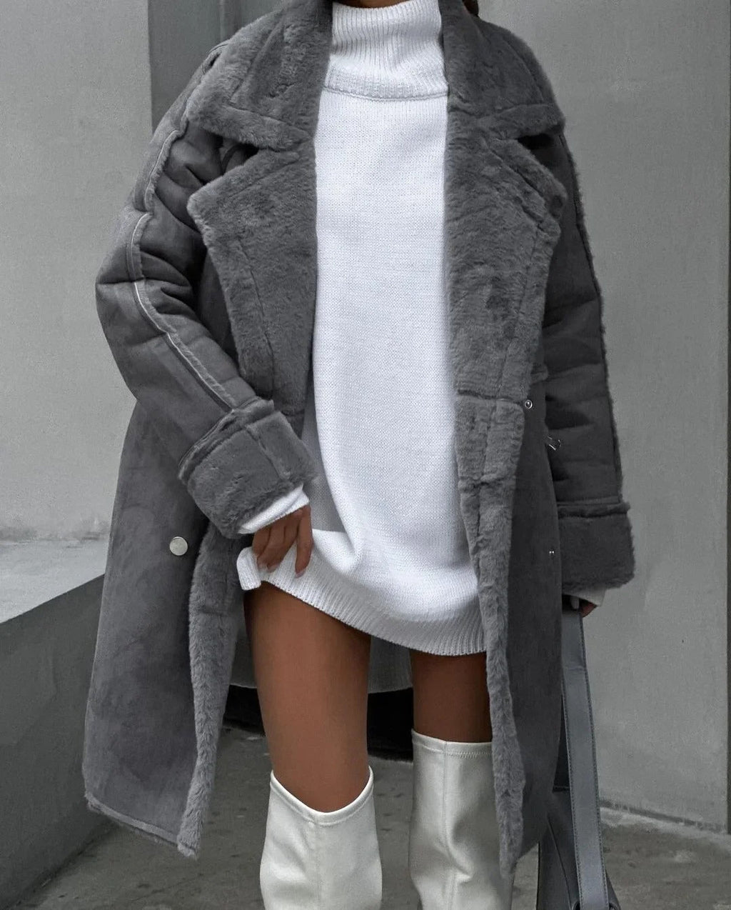 GR | Loose teddy jacket made of lambswool with a casual collar