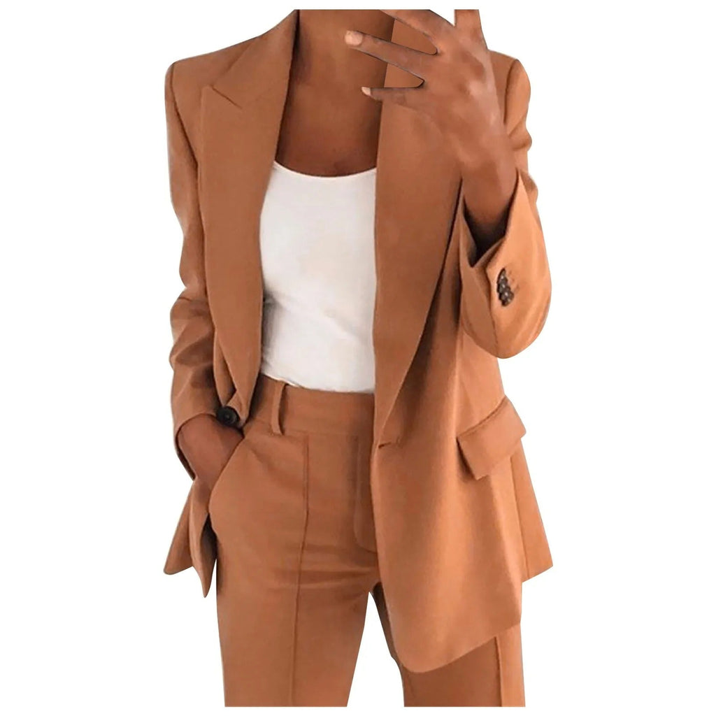 GR | Women's suit with blue jacket and plain trousers