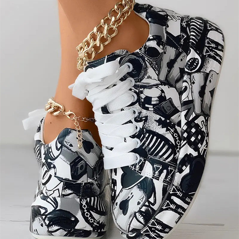 GR | Casual graffiti-style sneakers for women