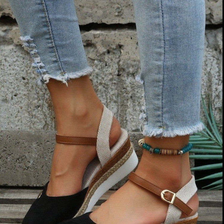 GR | Lightweight platform wedge sandals made of hemp rope