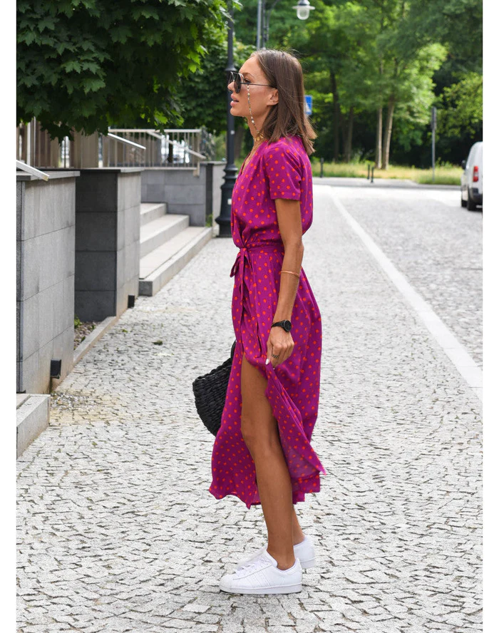 Polka dot maxi dress – Airy dress with V-neck, tie belt & slit 