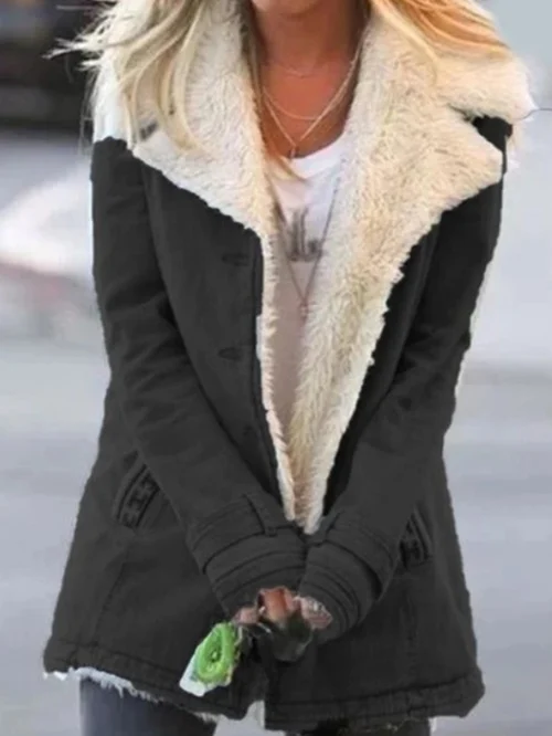 GR: Modern and comfortable coat