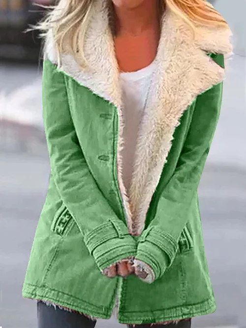 GR: Modern and comfortable coat