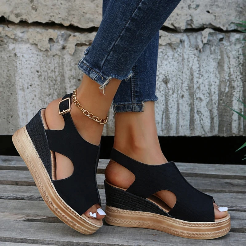 GR - Buckle Wedge Sandals