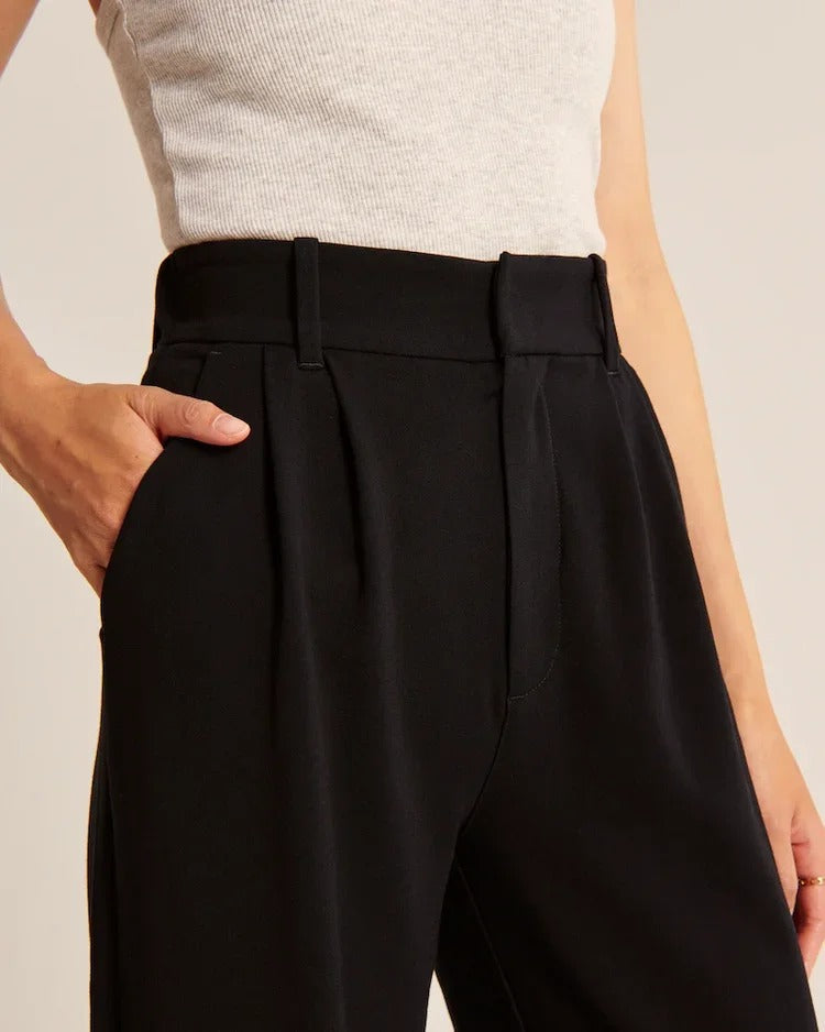 Effortless tailored wide-leg trousers 