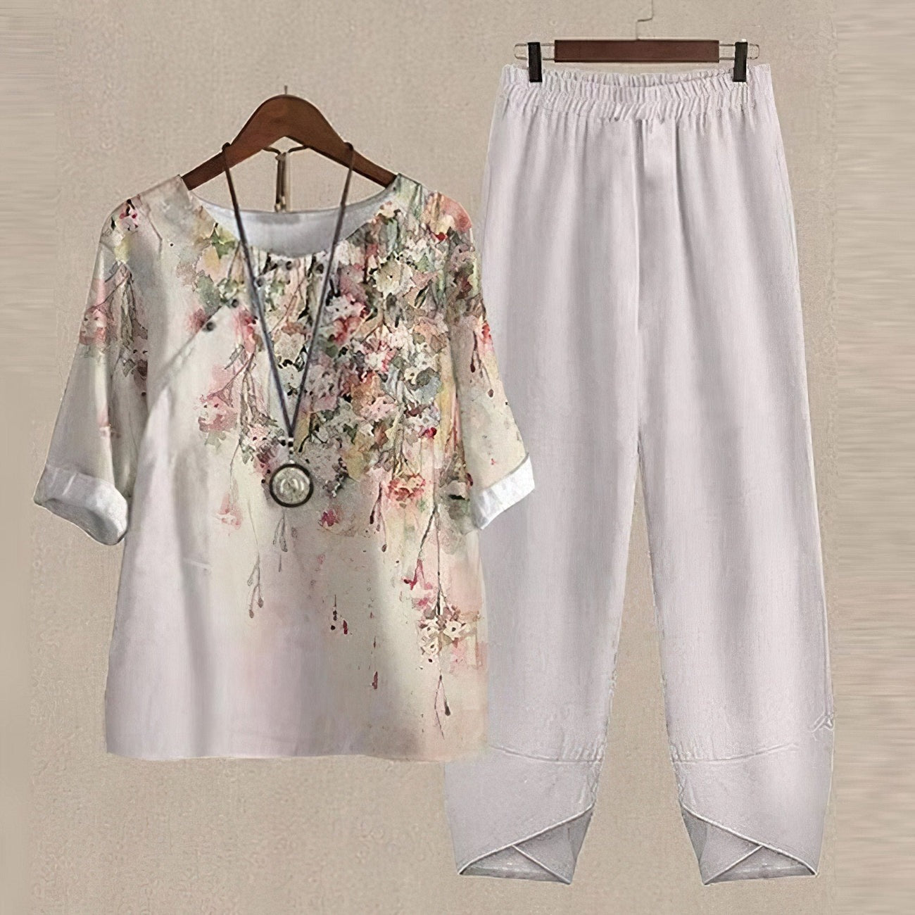 GR | Elegant two-piece set with butterfly print for women