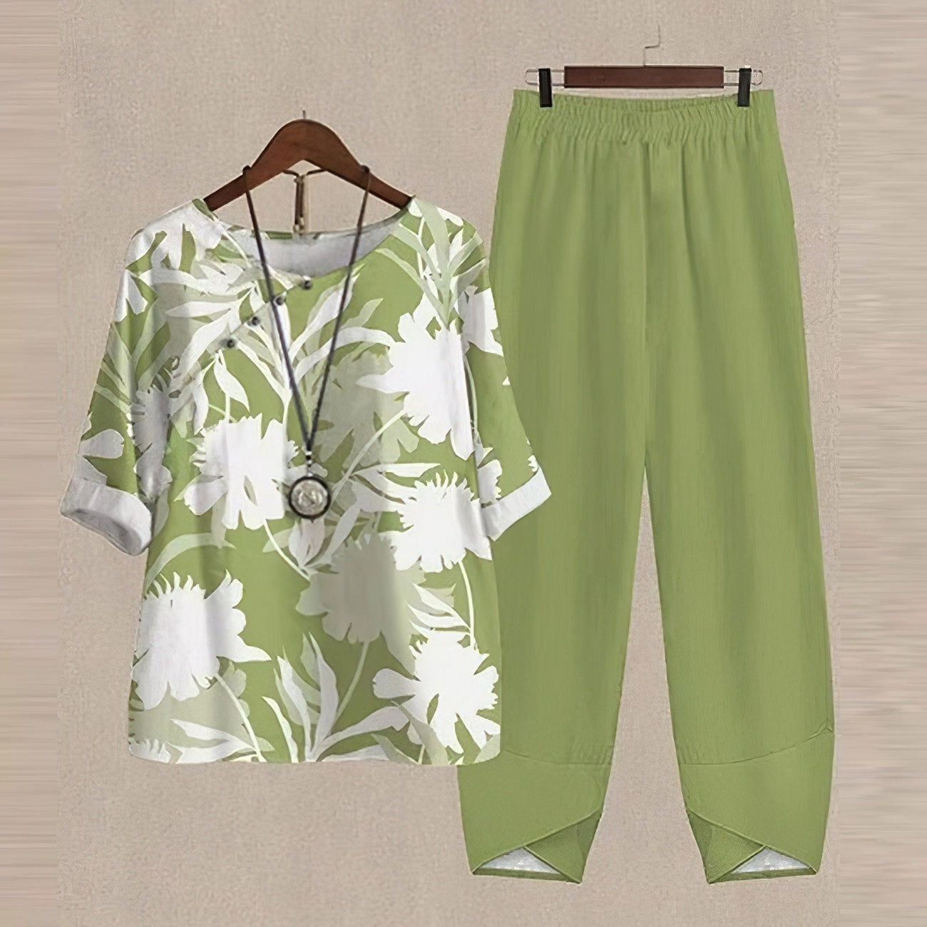 GR | Elegant two-piece set with butterfly print for women
