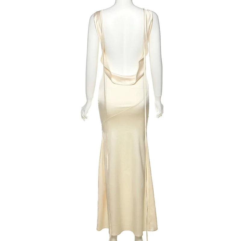 GR | Elegant mermaid-style dress with a waterfall neckline