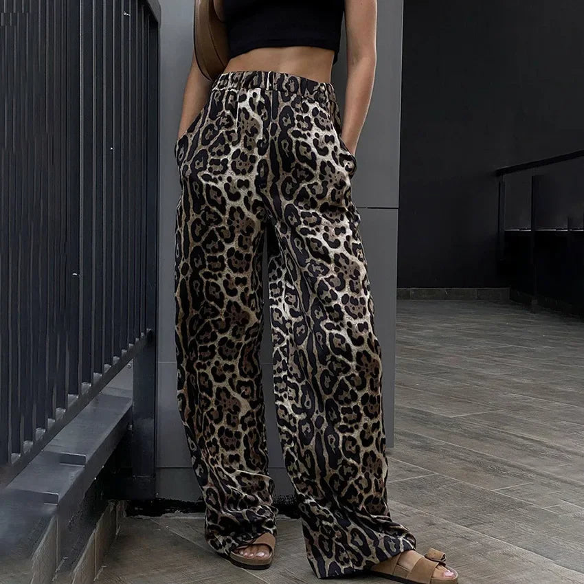 GR | Weite Hose mit Leopardenmuster