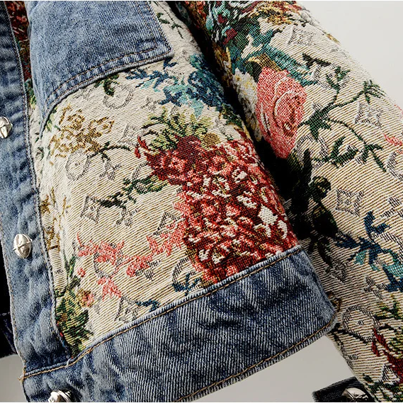GR | Denim jacket with flowers