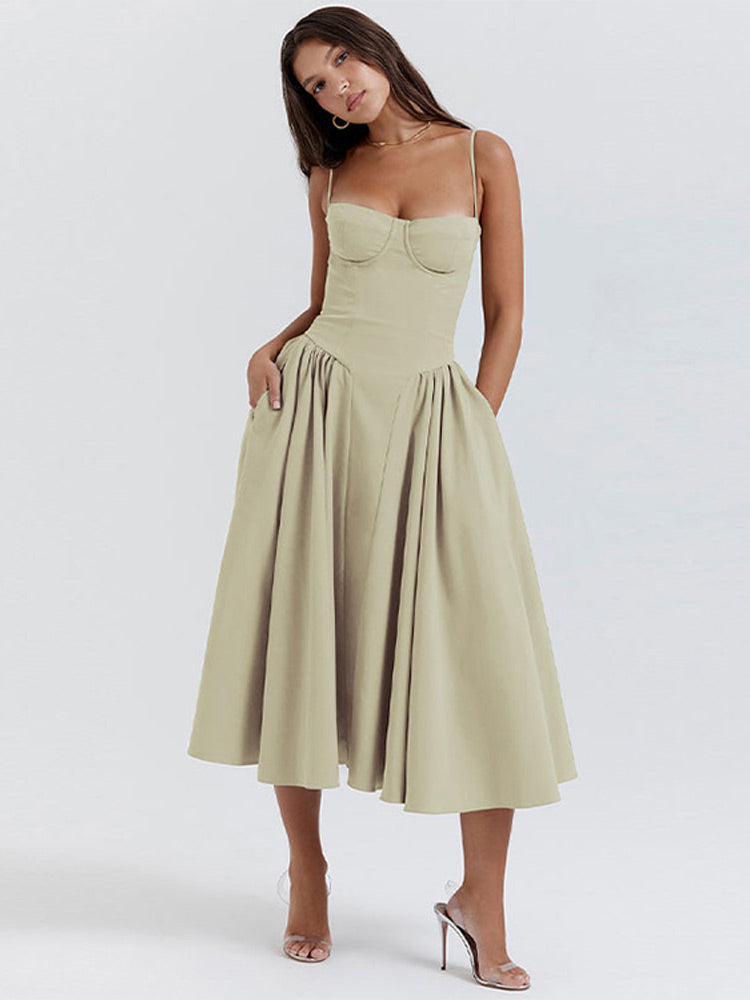 GR | Taillenformendes Sommerkleid