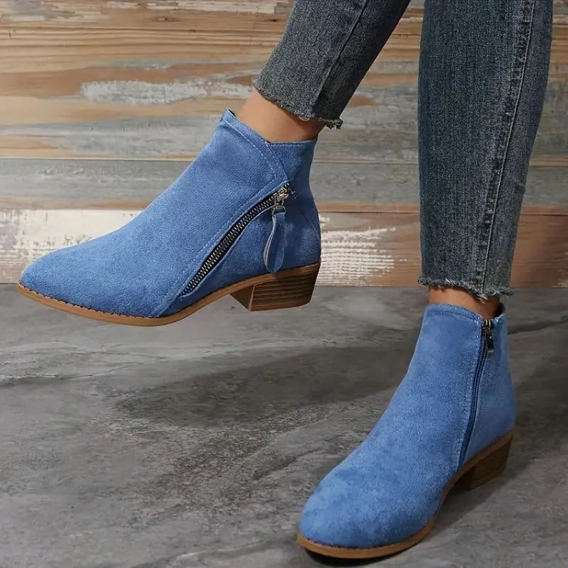 GR | Stylish vegan leather ankle boots