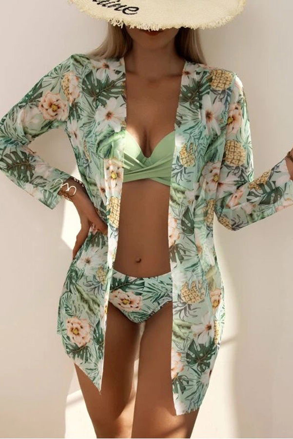 GR – Wrap-style underwire bikini with tropical print and cover