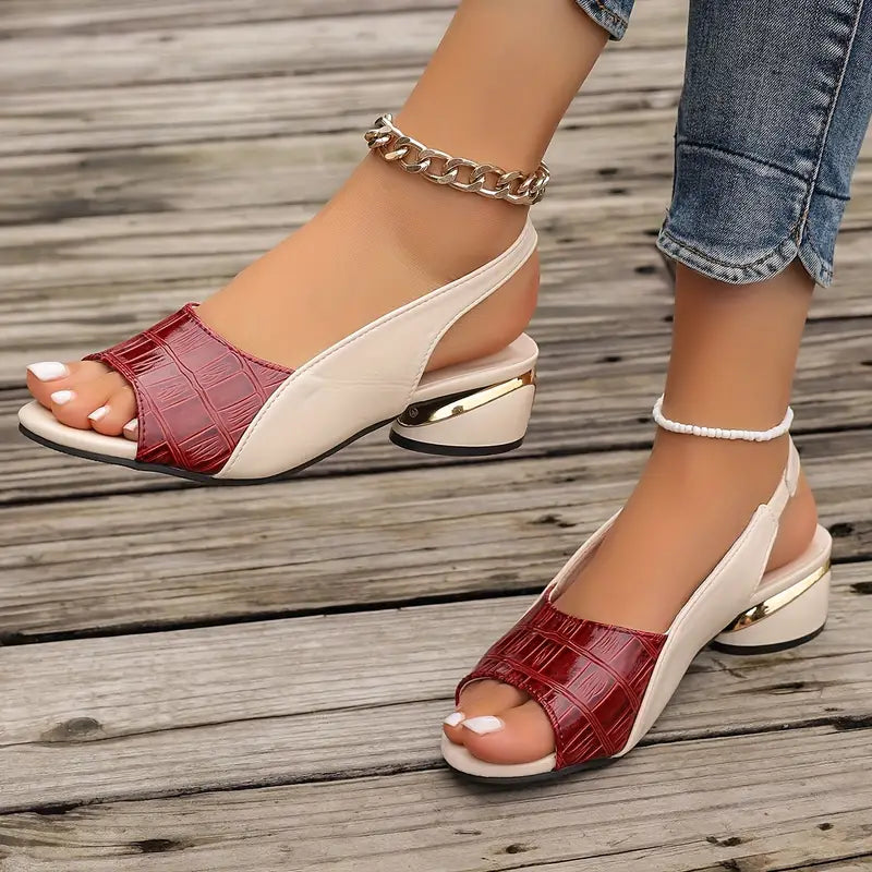 GR | Timeless leather sandals for every occasion