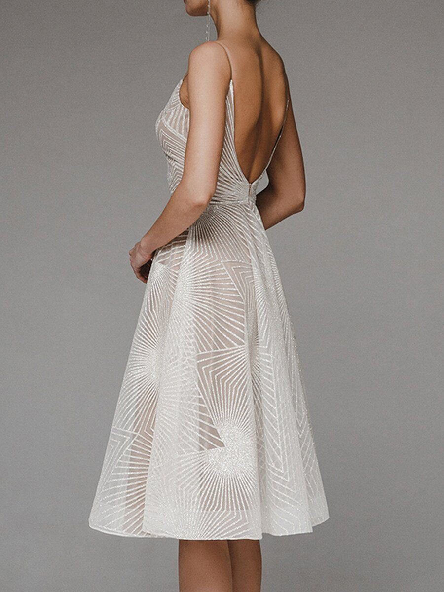 GR | Sommerliches Trägerkleid Mit Stickerei
