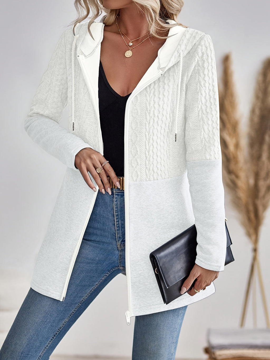 GR | Women's hooded sweatshirt with zipper