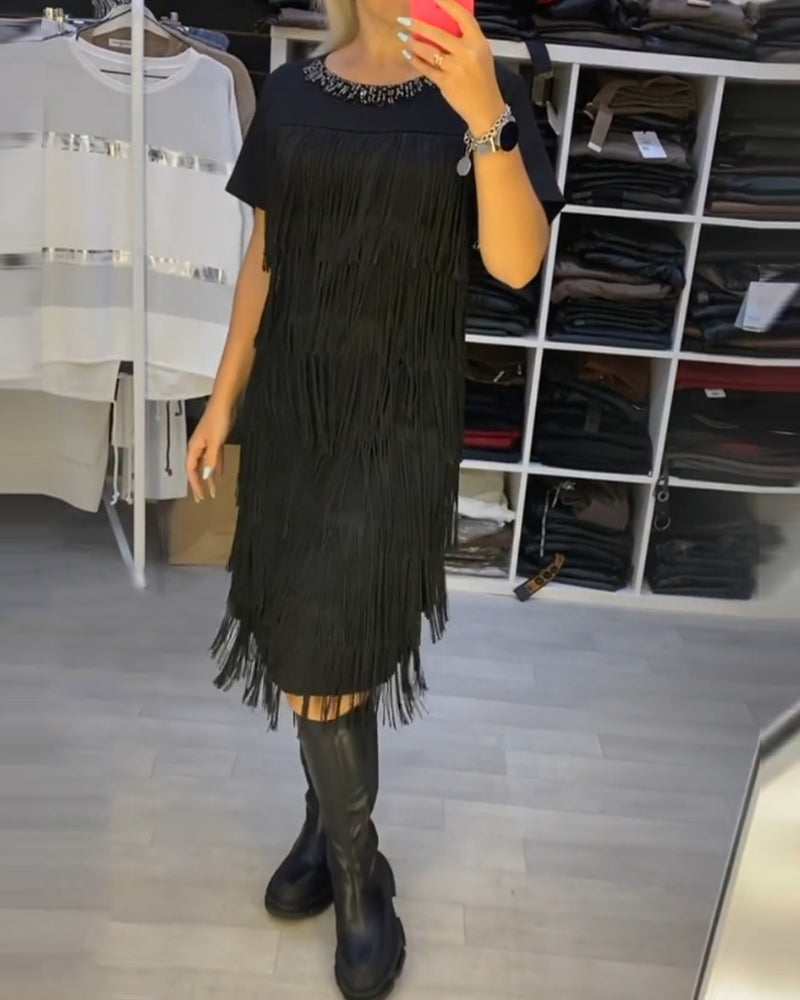 GR | Chic shift dress with tassels