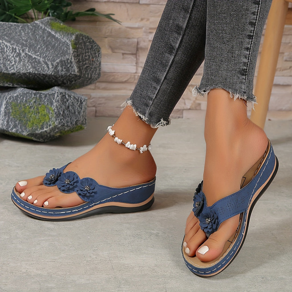 GR | Beautiful flip-flop sandals for women