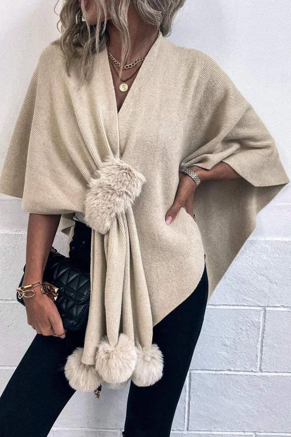 GR | Want women's poncho Sasha
