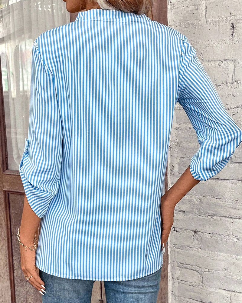 GR | striped shirt with V-neck and chest pocket