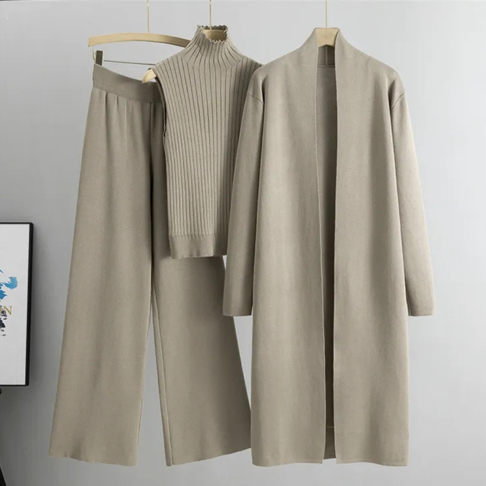 GR | 3-Piece Ensemble for Women