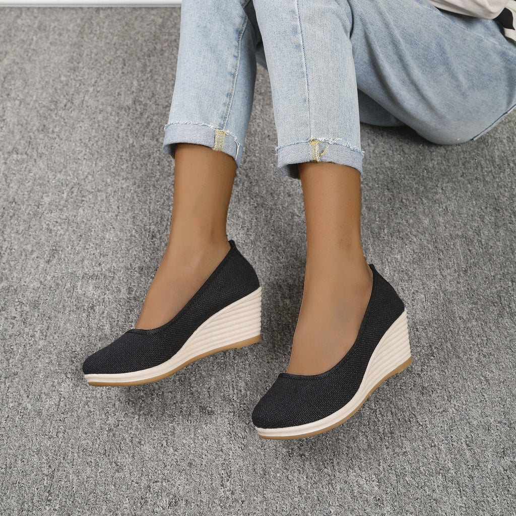 GR | Breathable wedge heel slippers