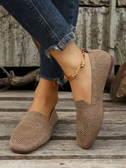 GR - Modeeuze and minimalist winter shoes