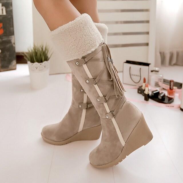 GR - Stylish women's high snow boots with lace-up design