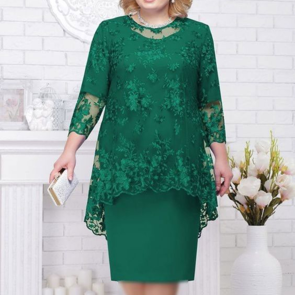 GR | Elegant lace pattern 3/4 sleeve women's evening dress