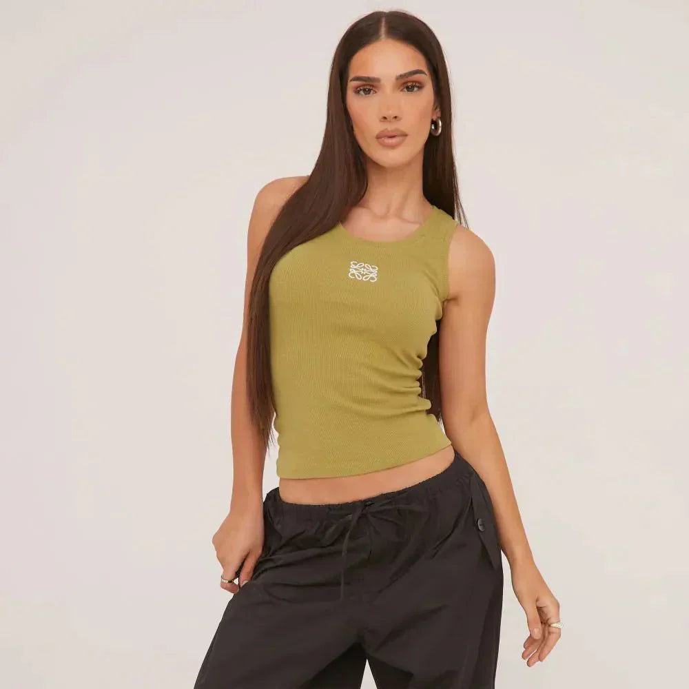 GR | Ribbed tank top with delicate embroidery