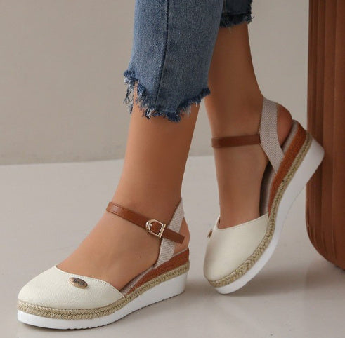 GR | Lightweight platform wedge sandals made of hemp rope