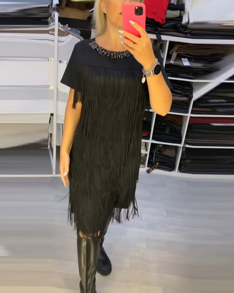GR | Chic shift dress with tassels