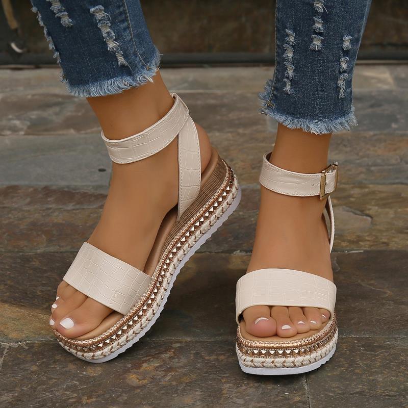 GR | Summer Sandals with Buckle Straps and Platform