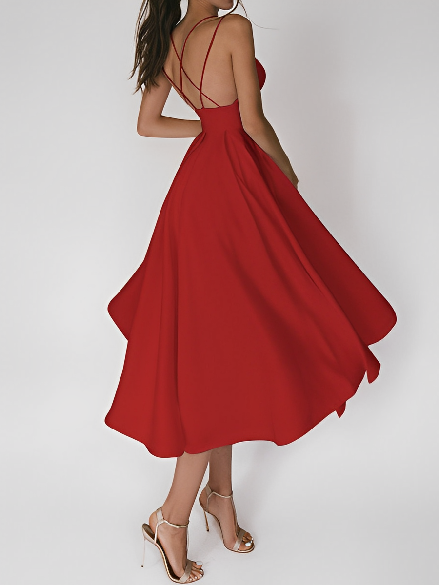 GR | A light dress with delicate spaghetti straps 
